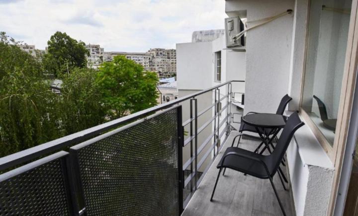 Lux Apartament Bacau Exterior photo
